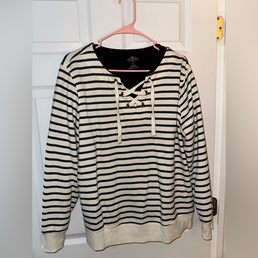 St. John’s Bay sweater tshirt combo